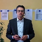 Webinar-Sprecher Herr Dennis Scherrer